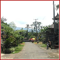 Бали. Дорога через деревню